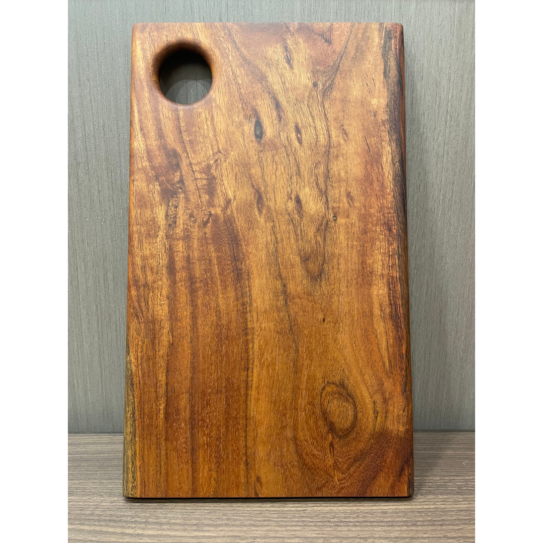 acacia chopping board with handle