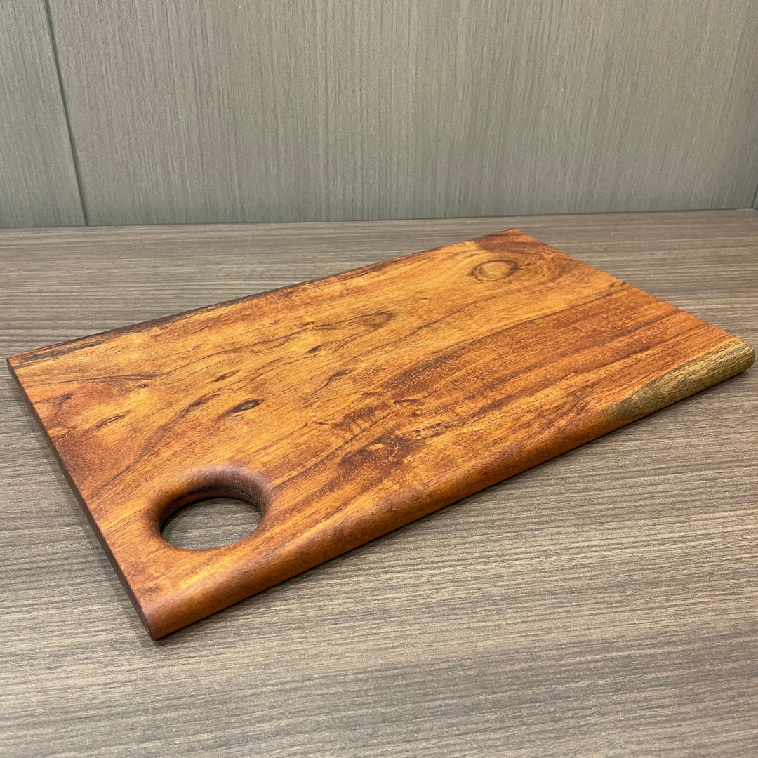 acacia cutting board with handle