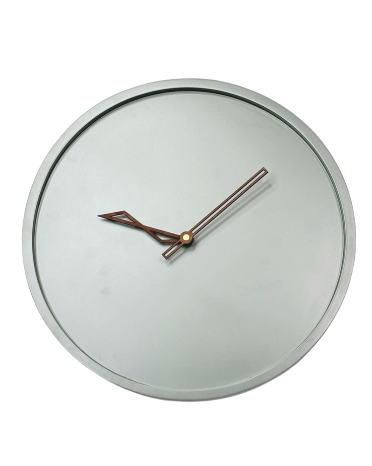 Minimalist Grey Round Wall Clock – Silent Sweep Movement | Contemporary Home Decor